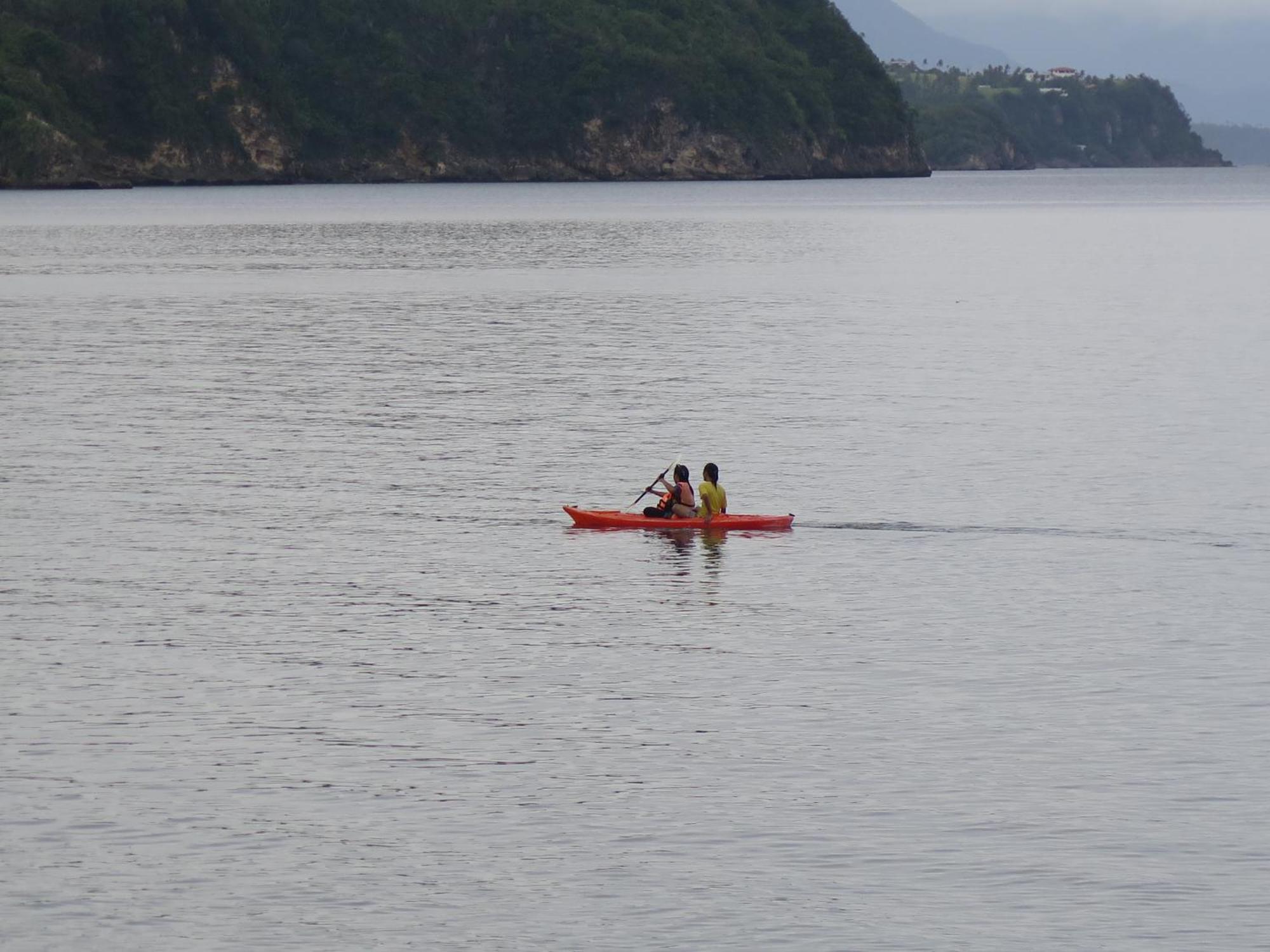 Badladz Staycation Condos Puerto Galera Exterior foto