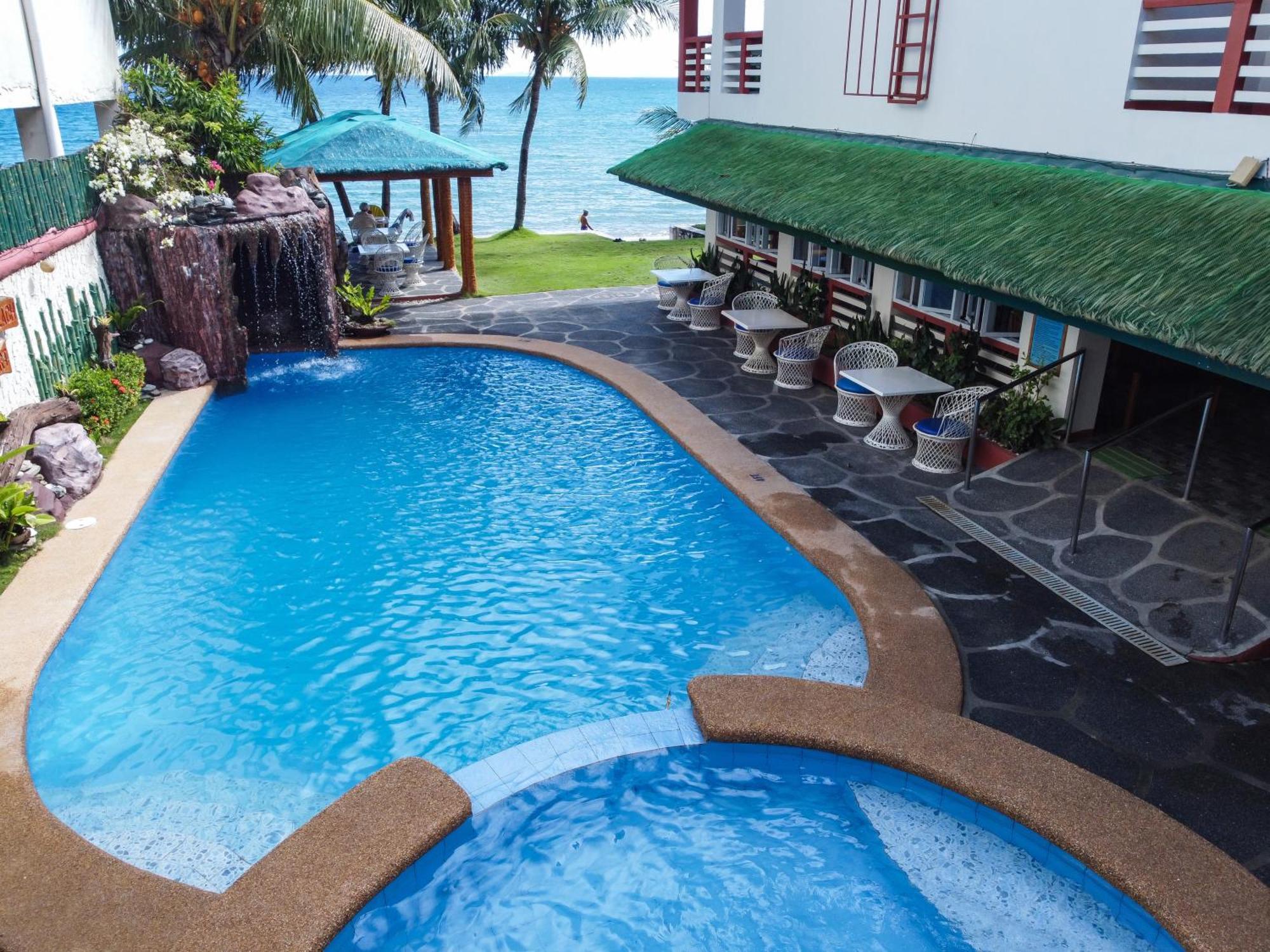 Badladz Staycation Condos Puerto Galera Exterior foto